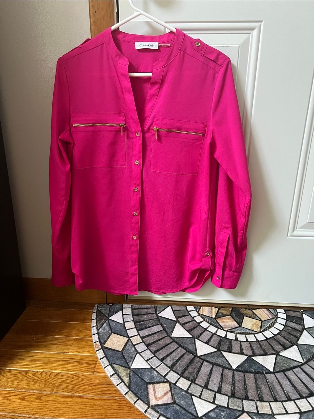 Calvin Klein Women's Hot Pink Button-Front Shirt with Gold Zipper Accents